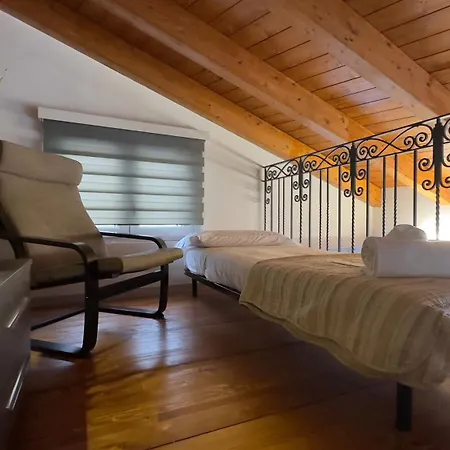 Medioevo Iv - Experience In Apartment